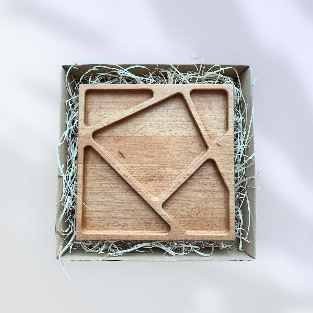 Miska z dreva - štvorec 25 cm z masívneho dreva ošetrená olejom pre bezpečné použitie